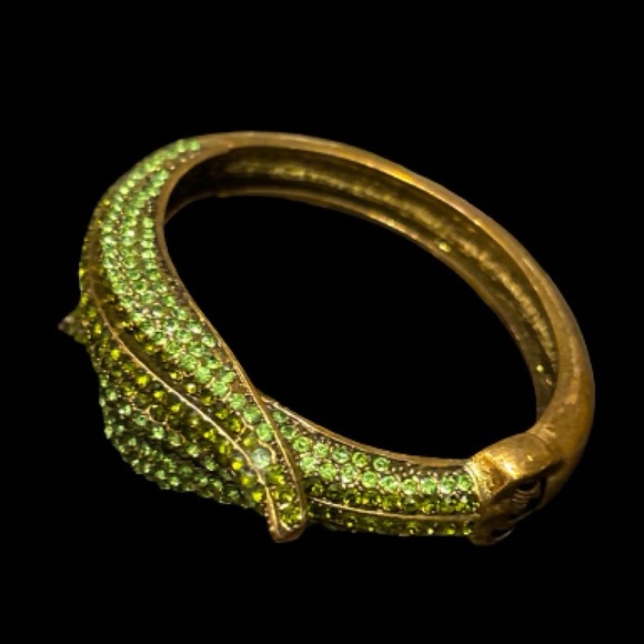 Unique Brass & Green Leaf Rhinestone Vintage Cuff Bracelet - Picture 6 of 15